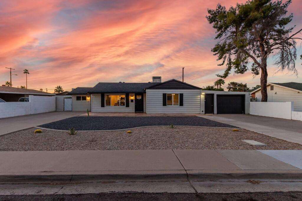 פיניקס New Midtown Modern Studio With Backyard מראה חיצוני תמונה