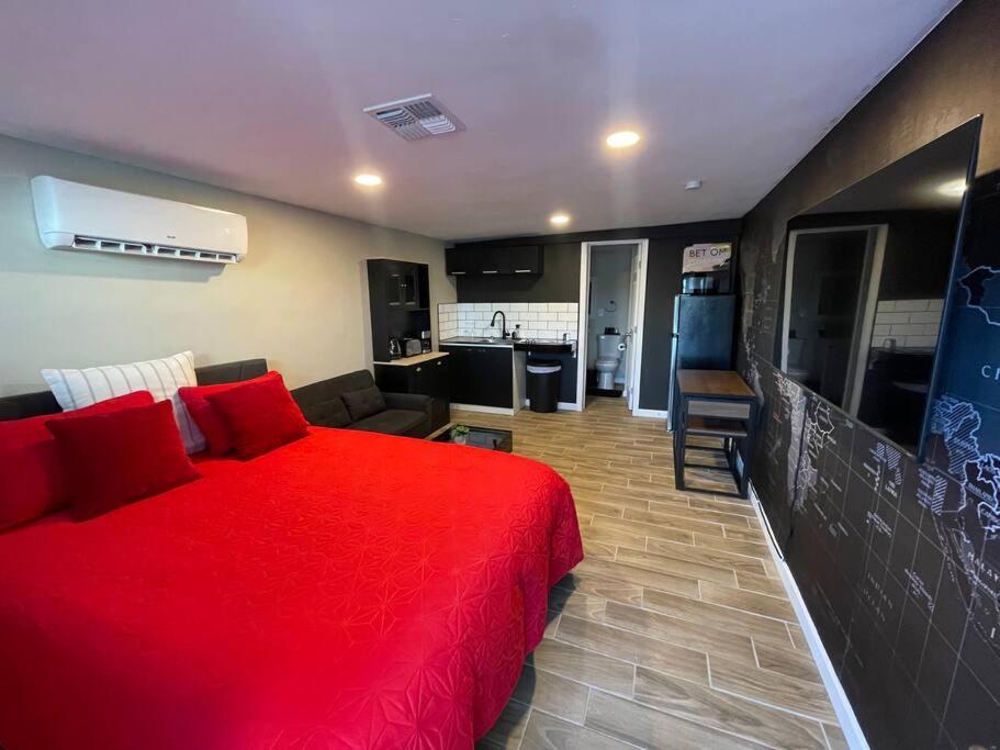 פיניקס New Midtown Modern Studio With Backyard מראה חיצוני תמונה