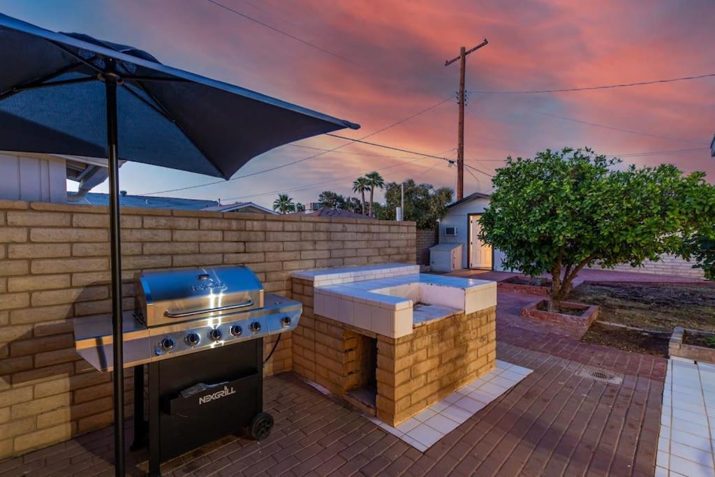 פיניקס New Midtown Modern Studio With Backyard מראה חיצוני תמונה