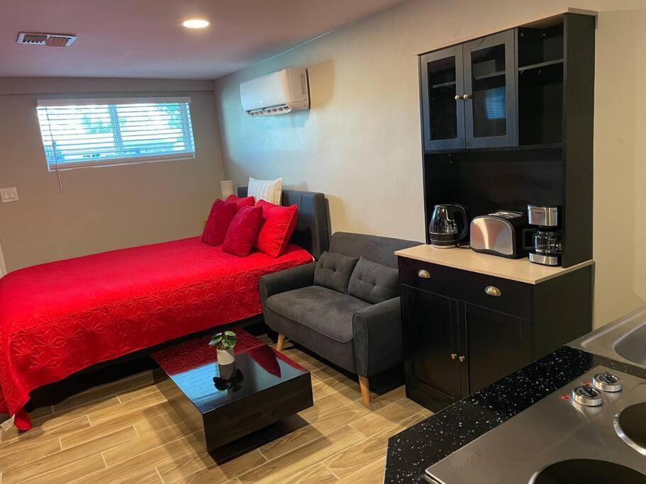 פיניקס New Midtown Modern Studio With Backyard מראה חיצוני תמונה